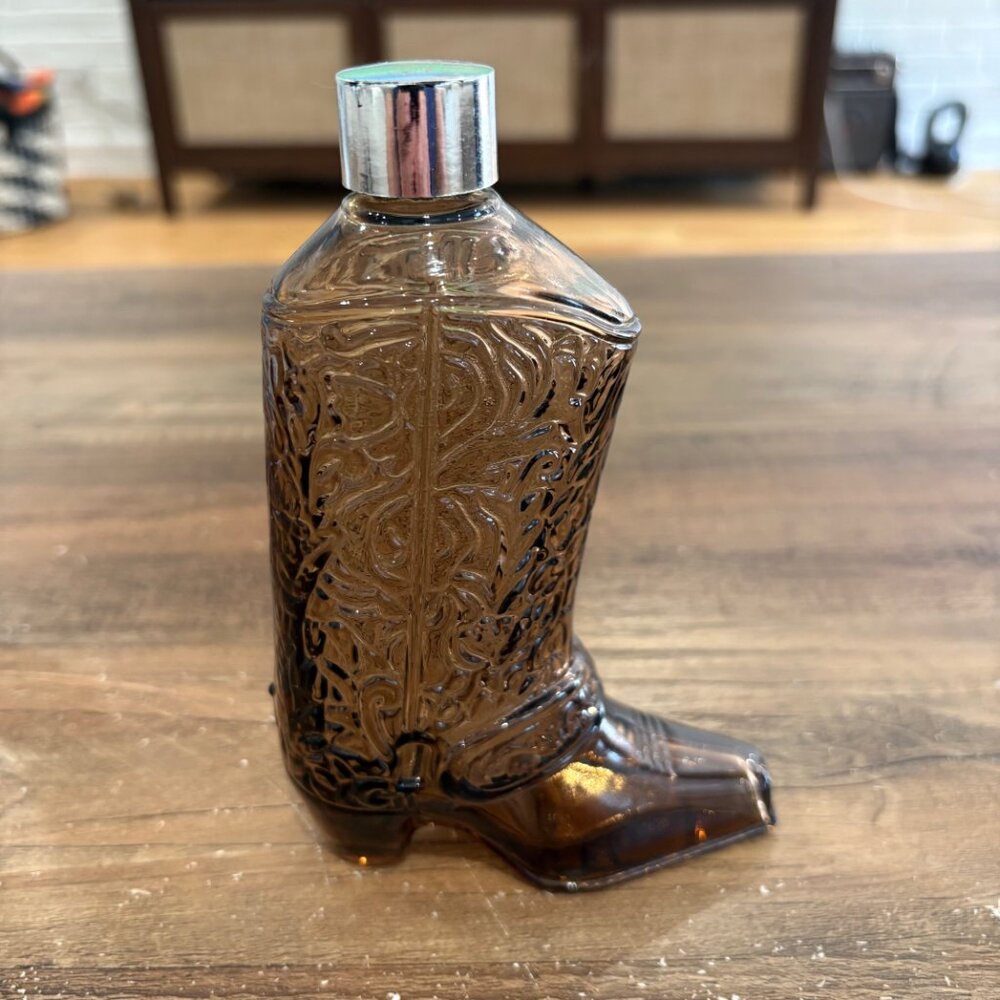 Vintage Avon Wild Country Cowboy Brown Glass Boot Cologne Bottle Decor